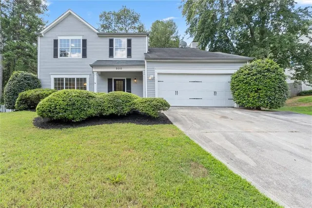 Popular Charleston Close Real Estate