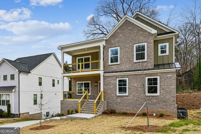 Expensive Stonegate Manor Real Estate