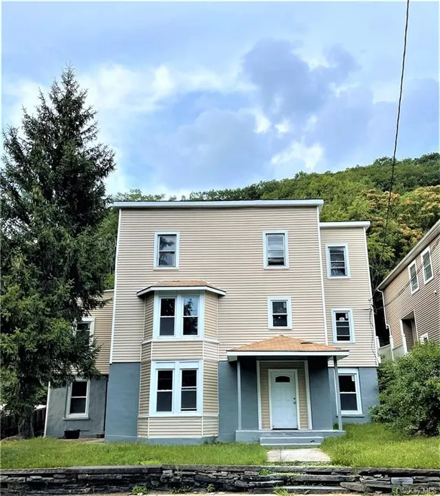 95 W Main Street, Port Jervis NY 12771