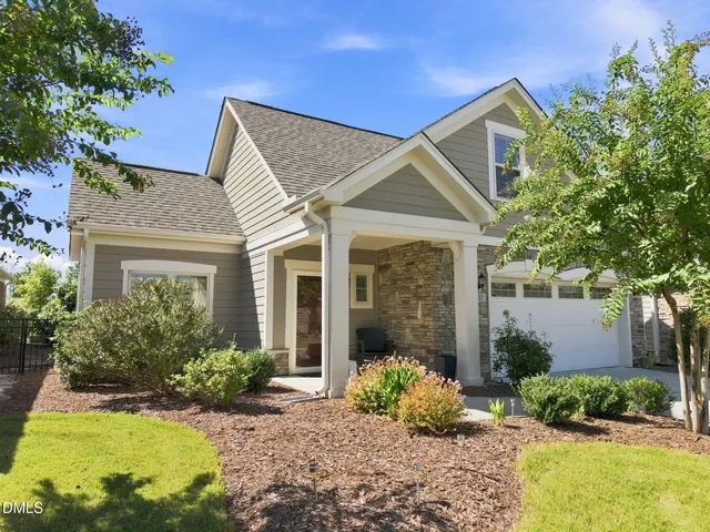 Popular Courtyards on OKelly Chapel Real Estate