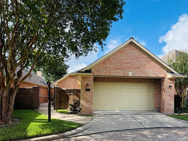 Popular Oakwood Forest Sec 04 Real Estate