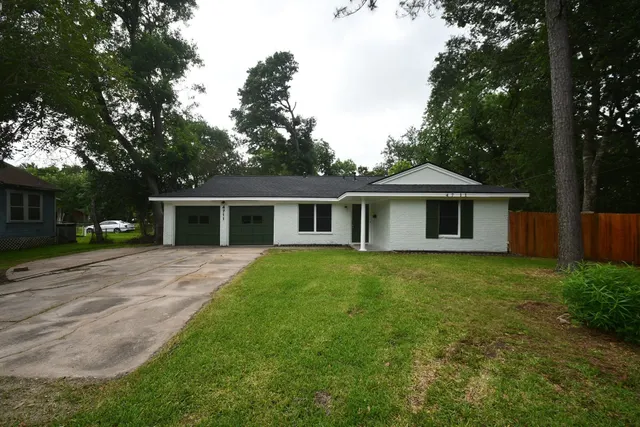 Popular Nicholstone Real Estate