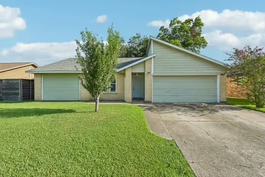 Popular Country Briar Real Estate