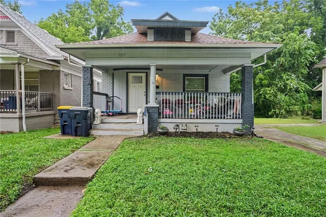 Popular Kauffman Place Real Estate