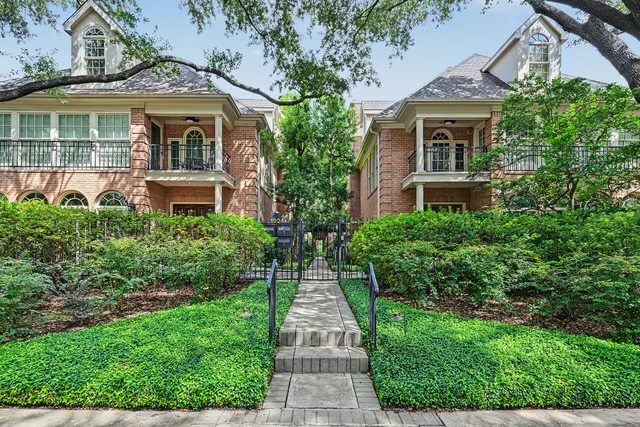 Popular Smith Obediance Real Estate