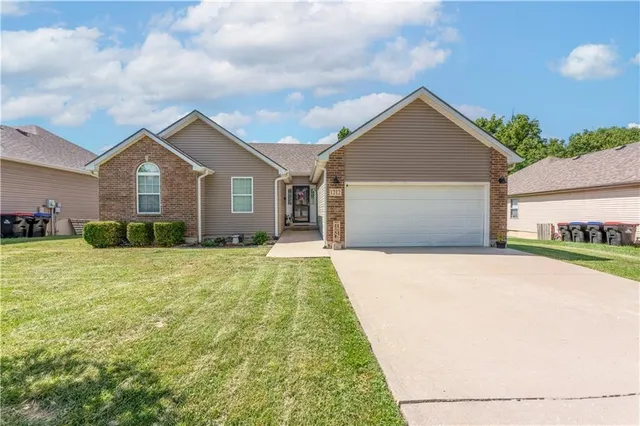 Popular Cntry Vw Villas Real Estate