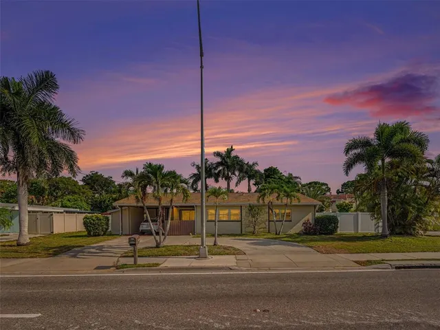 Popular BAYSHORE GARDENS SEC 32 Real Estate