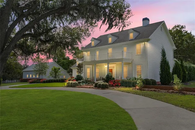 Popular MISSION VALLEY ESTATES Real Estate