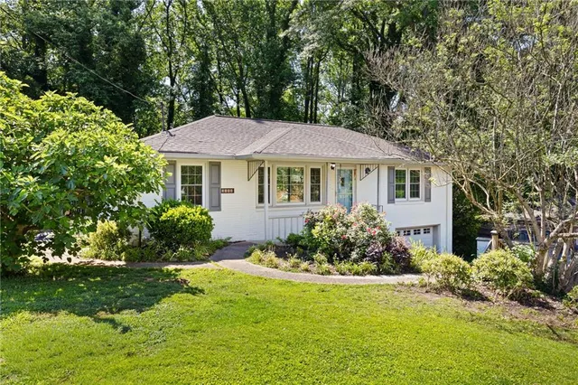 Popular WOODMERE Real Estate