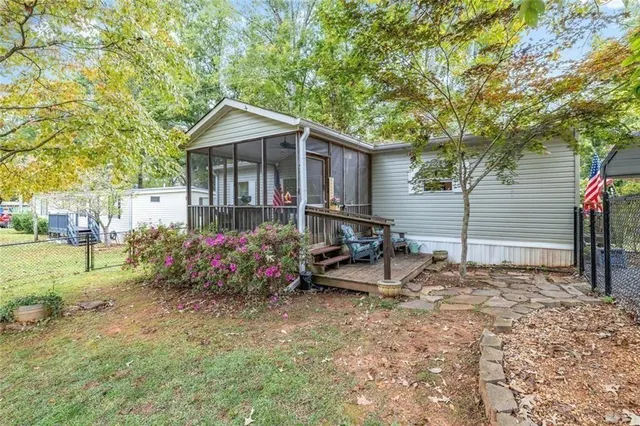 Expensive Mount Shores Real Estate