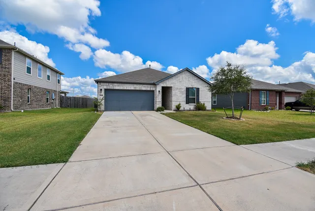 Popular Sunset Grove Real Estate