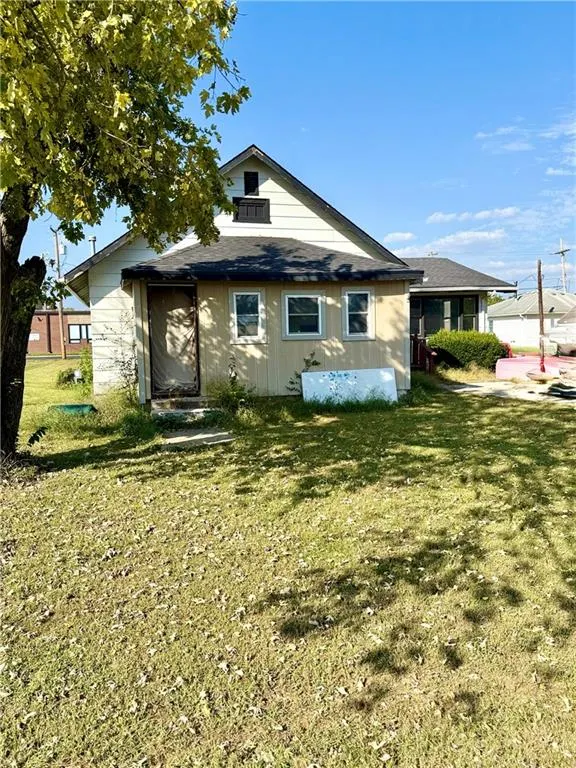 Popular Elwood Real Estate