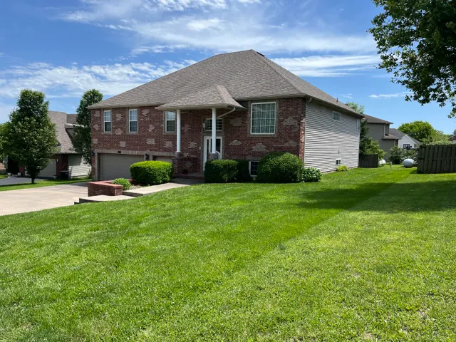 Popular River Downs West Real Estate