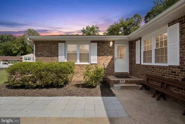 Popular Maple Grove Real Estate