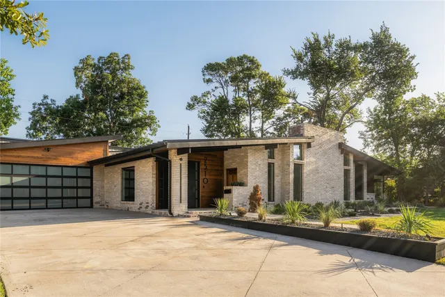 Popular DEVON ESTATES Real Estate