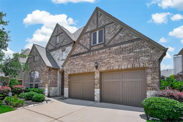 Popular Parkway Terrace Sec One Real Estate