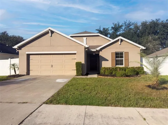 Cheap STERLING HILL PH 2A Real Estate