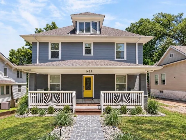 Popular Sawyer Place Real Estate