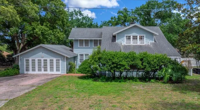 Popular LAKESIDE HOMES Real Estate