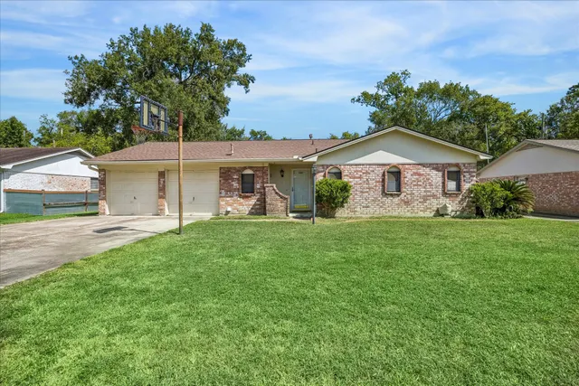 Popular Lakewood Heights Sec 04 Real Estate