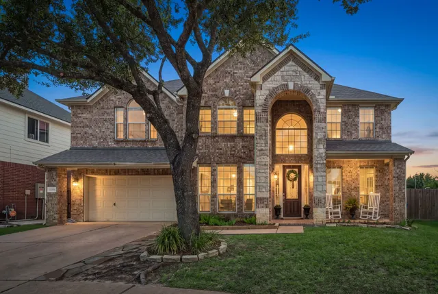 Popular Bridgestone Lakes Sec 02 Real Estate