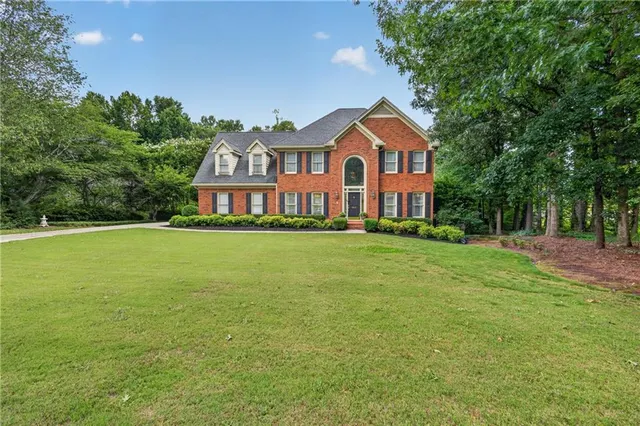 Popular Williams Manor Real Estate