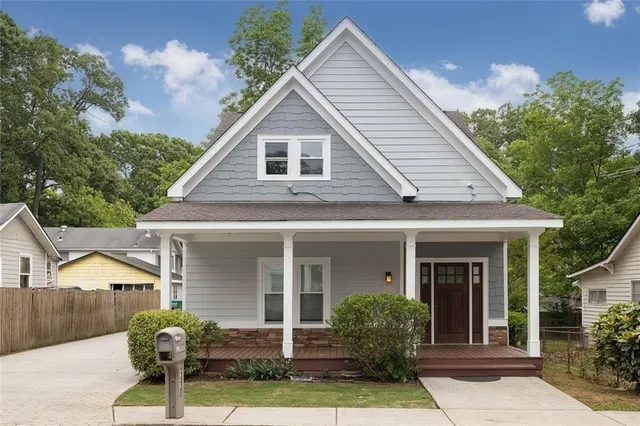 Popular FORREST HILLSA PARK Real Estate