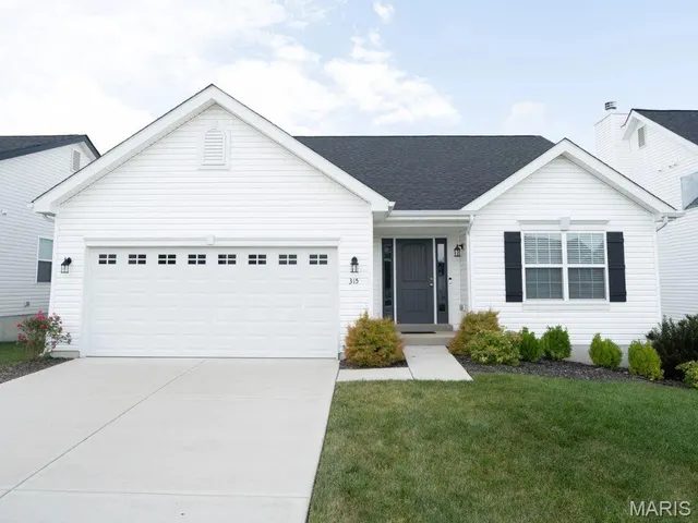 Popular Louiselle 11 Real Estate