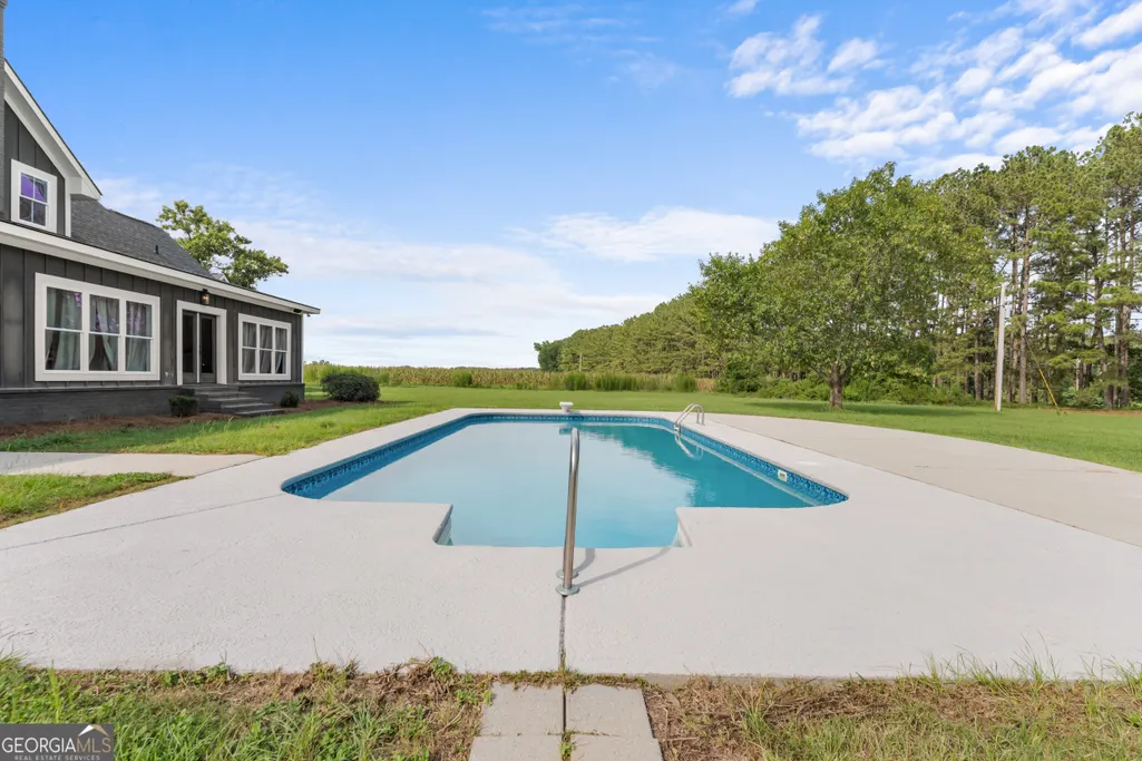 Listing Thumbnail Image 49