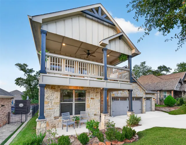 Popular Pebble Clay 01 Real Estate