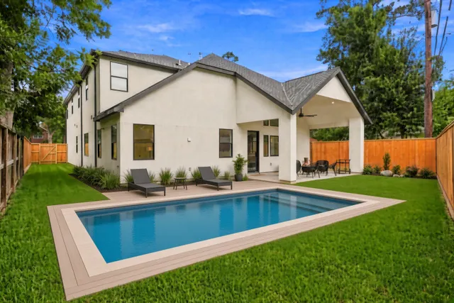 Expensive Garden Oaks Sec 04 Real Estate