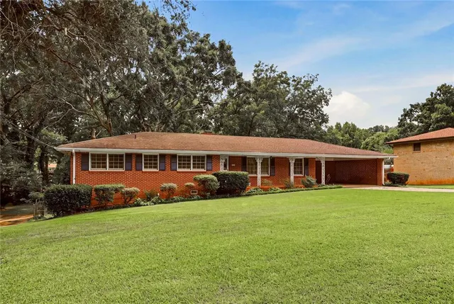 Popular MAYFAIR UN 03 Real Estate