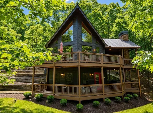Popular Stuart Highlands Real Estate
