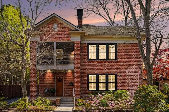 Popular Downtown Decatur Real Estate