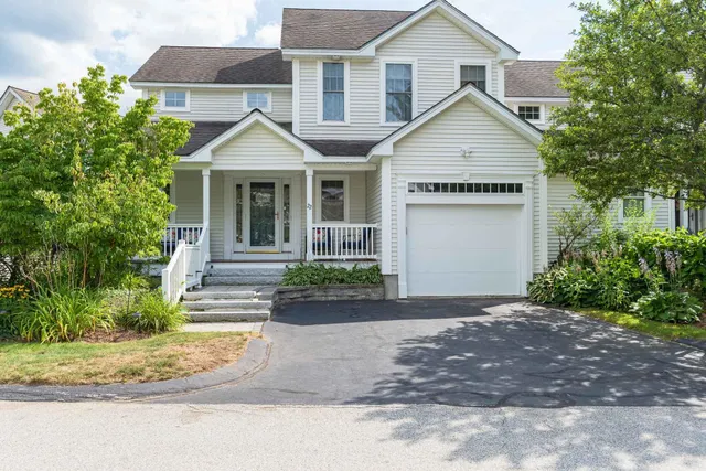 Popular Ridgewood Heights Real Estate