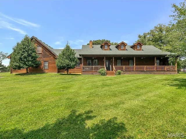 Popular Meadow Lark Estates Real Estate