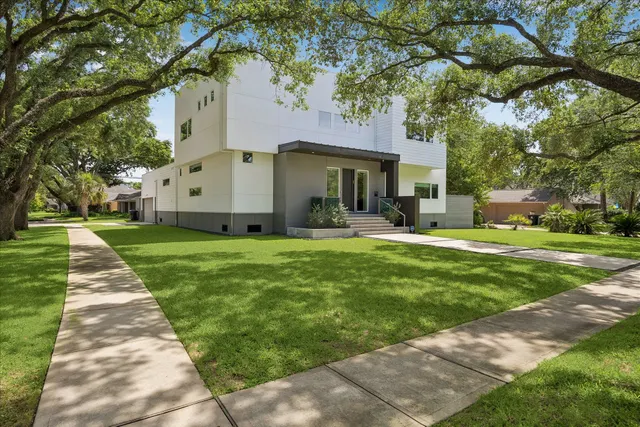 Popular Meyerland Real Estate
