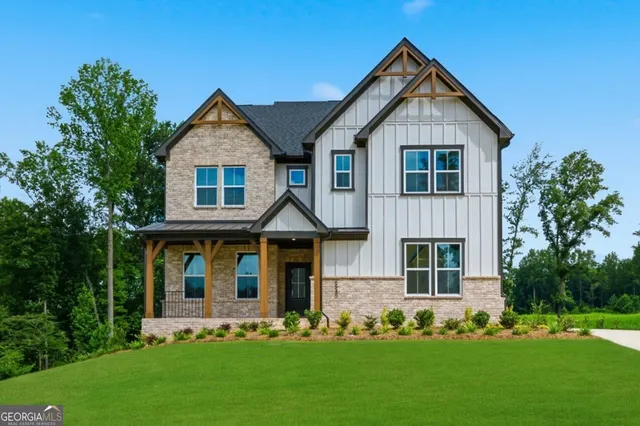 Expensive Acacia Real Estate