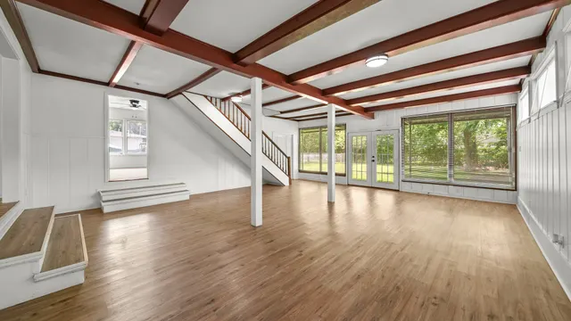 Popular Meadowbrook Sec A Real Estate