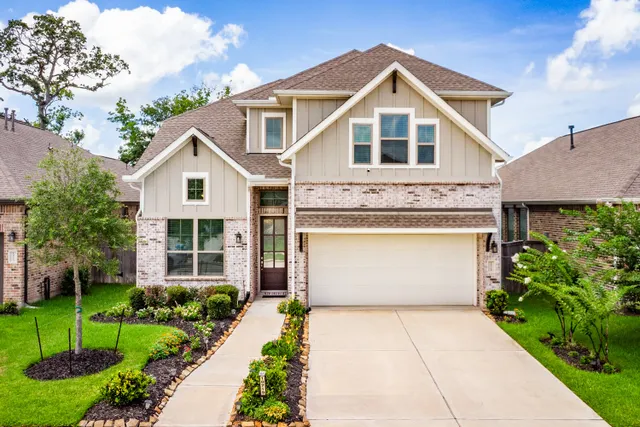 Expensive Sienna Sec 49 Real Estate