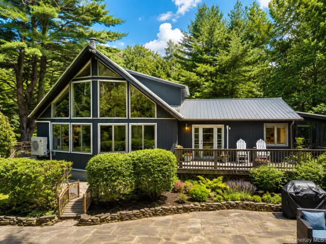 Expensive East Branch Real Estate