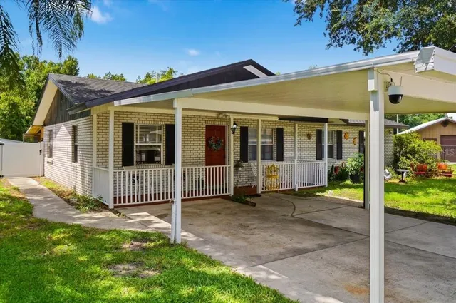 Popular EMERALD ESTATES Real Estate