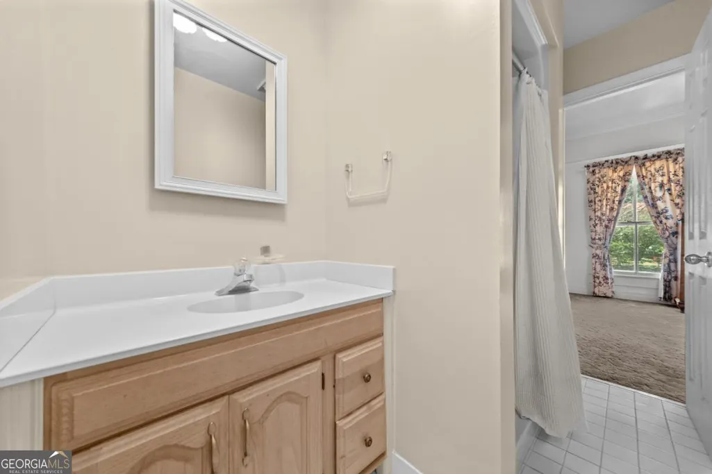 Listing Thumbnail Image 17