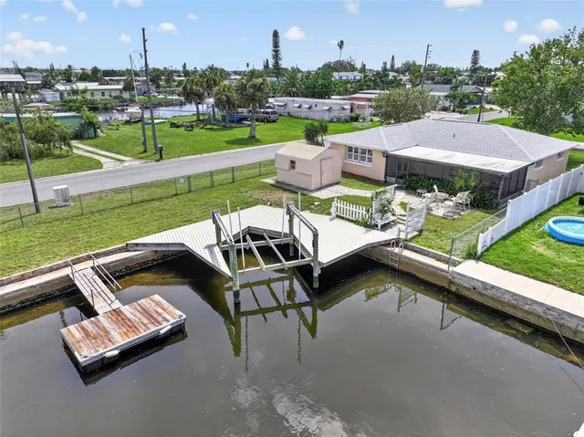 Popular PLEASURE ISLES Real Estate
