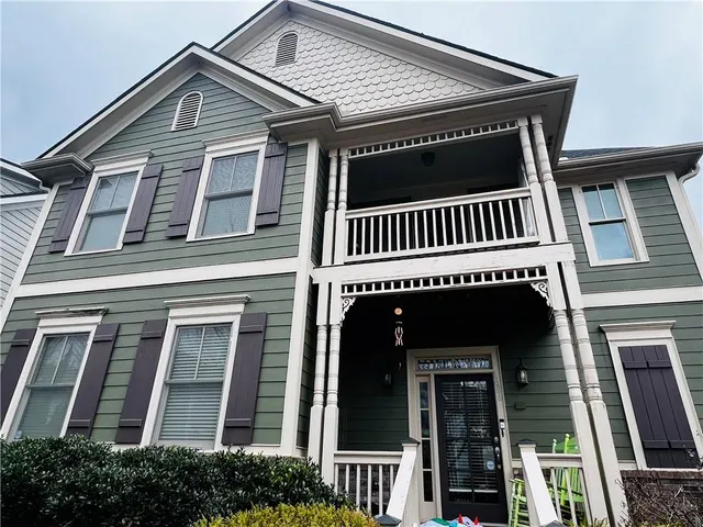 Popular Dupont Commons Real Estate