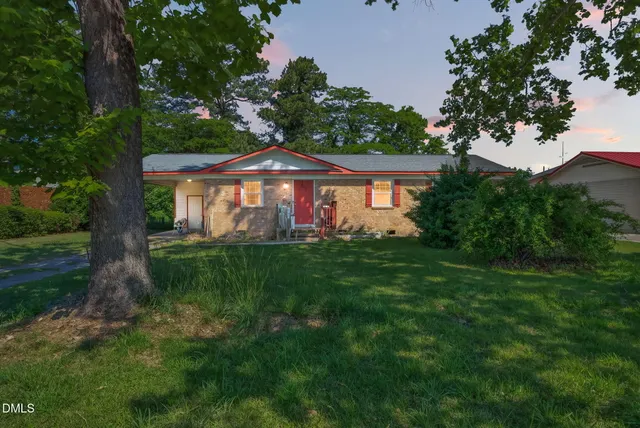 Cheap Glenbrook Real Estate