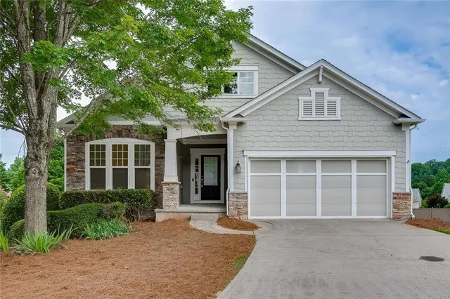 Popular KINGSWOOD AT CASTLEBERRY Real Estate