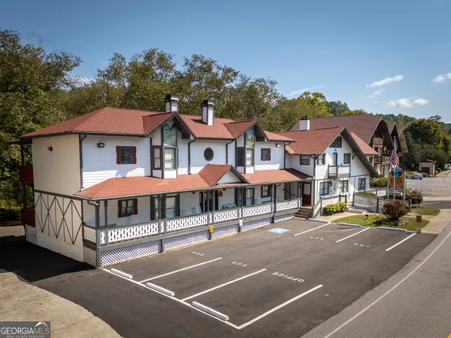 Expensive Alpine River Suites Condominiums Real Estate