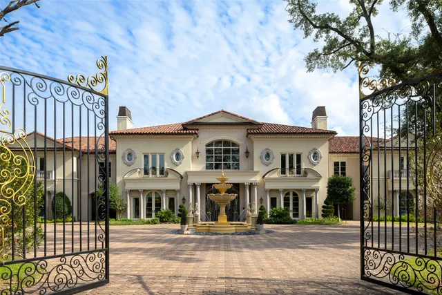 Popular Rivercrest Real Estate