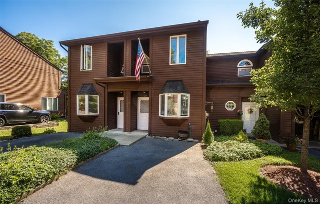 Popular LIBERTY KNOLL Real Estate
